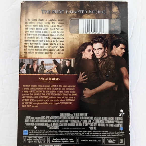The Twilight Saga: New Moon DVD Ultimate Fan Edition - Picture 2 of 11